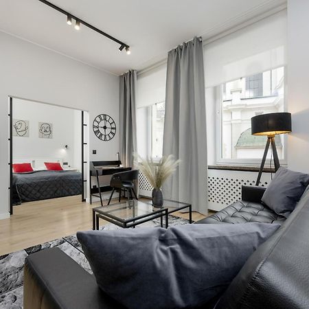Exclusive Grey And Red Apartment In Warsaw Center By Noclegi Renters מראה חיצוני תמונה